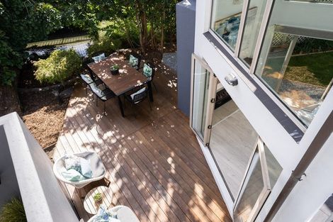 Photo of property in 2/37 Poynder Avenue, Merivale, Christchurch, 8014