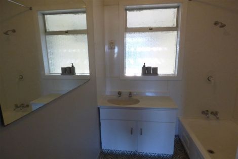 Photo of property in 19 Frances Street, Balclutha, 9230