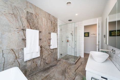 Photo of property in 9 Paterson Lane, Kelvin Grove, Palmerston North, 4470