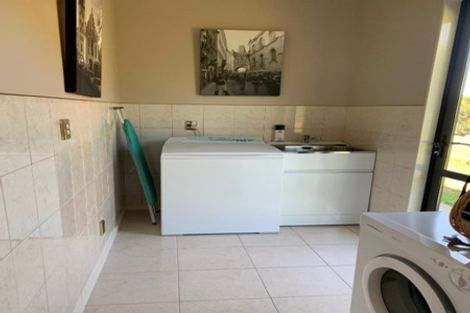 Photo of property in 165 Breckenridge Road, Puketapu, Napier, 4183