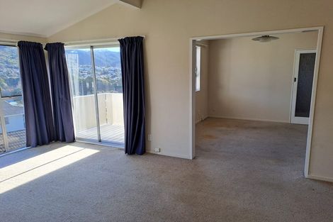 Photo of property in 84 Taylor Terrace, Tawa, Wellington, 5028