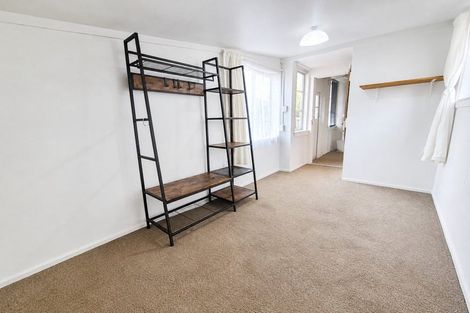 Photo of property in 18 Hillary Crescent, Upper Riccarton, Christchurch, 8041