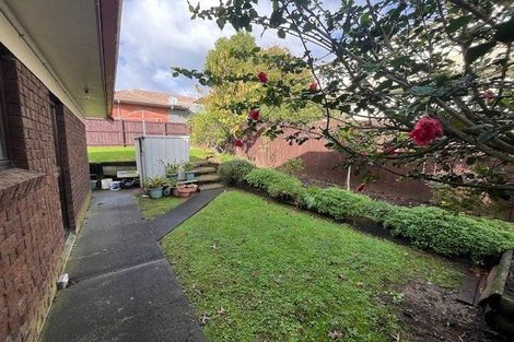 Photo of property in 1 Kincraig Place, Highland Park, Auckland, 2010