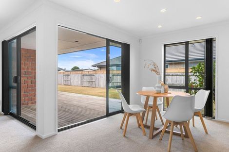 Photo of property in 20 Kowi Lakes Drive, One Tree Point, 0118