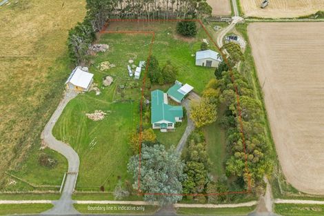 Photo of property in 384 Waitohi Road, Rongotea, Palmerston North, 4476