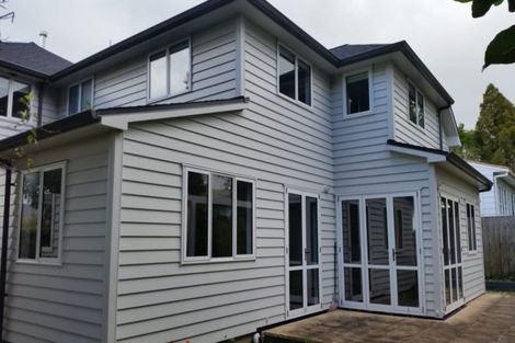 Photo of property in 2/32 Norwood Road, Bayswater, Auckland, 0622