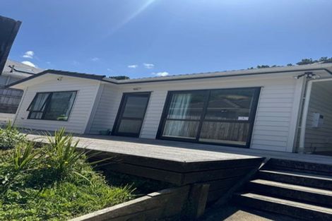Photo of property in 118a Parkvale Road, Karori, Wellington, 6012