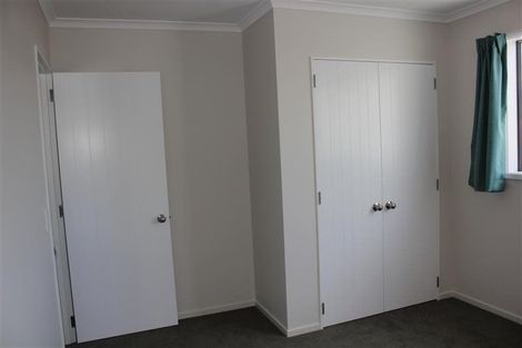 Photo of property in 28 Latimer Way, Petone, Lower Hutt, 5012