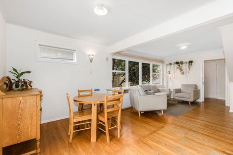 Photo of property in 82 Muritai Road, Eastbourne, Lower Hutt, 5013