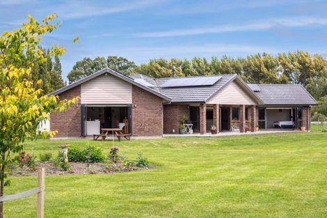 Photo of property in 1511 Kahutara Road, Kahutara, Featherston, 5772