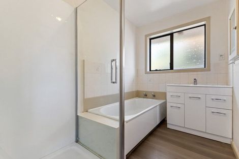 Photo of property in 16 Neill Street, Hornby, Christchurch, 8042