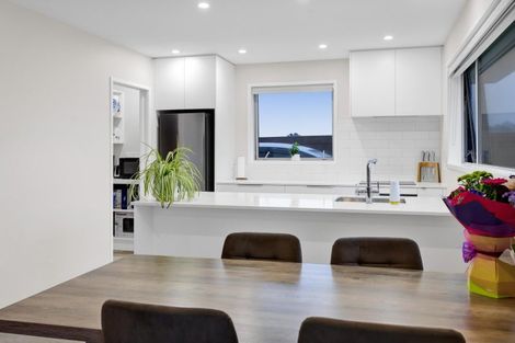 Photo of property in 9 Midsummer Avenue, Stratford, 4332