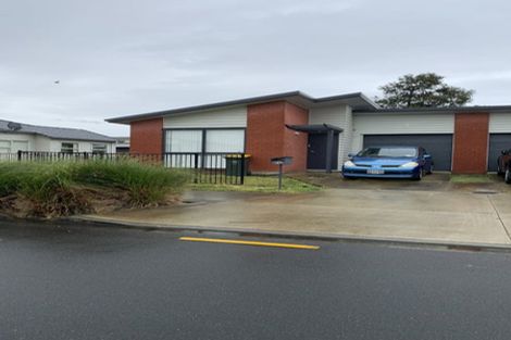 Photo of property in 16 Totara Meadows Court, Wiri, Auckland, 2104