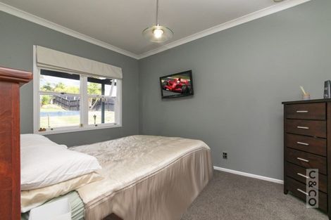 Photo of property in 14 Elliot Street, Riverhead, 0820