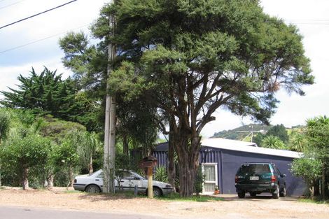 Photo of property in 4 Erua Road, Ostend, Waiheke Island, 1081