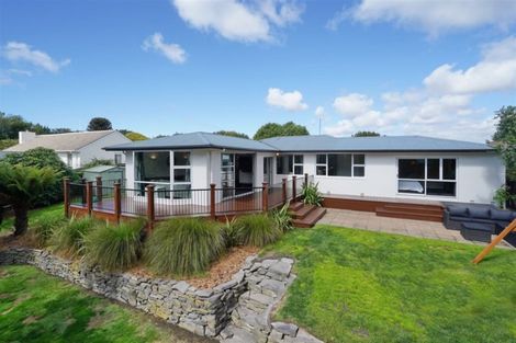 Photo of property in 4a Canberra Place, Redwood, Christchurch, 8051