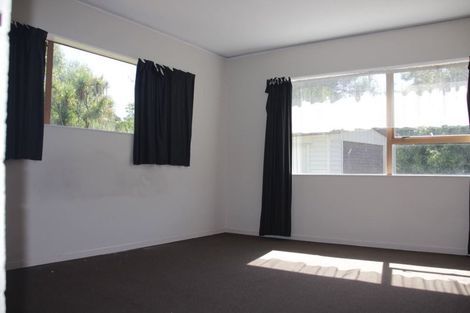 Photo of property in 2/81 Stredwick Drive, Torbay, Auckland, 0630