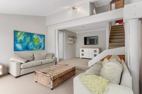 Photo of property in 19 Jacaranda Avenue, Beach Haven, Auckland, 0626