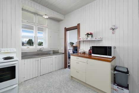 Photo of property in 30 Cloten Road, Stratford, 4332