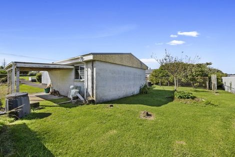 Photo of property in 71 Seymour Street, Waitara, 4320