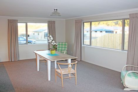 Photo of property in 8 Mcmullan Place, Oamaru North, Oamaru, 9400
