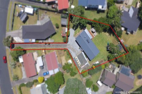 Photo of property in 11 Taihiki Road, Clarks Beach, 2122