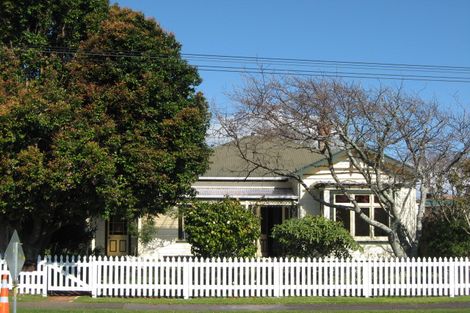 Photo of property in 11 Massey Street, Westown, New Plymouth, 4310