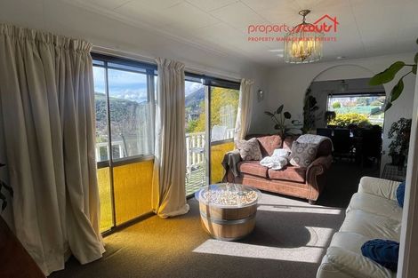 Photo of property in 6 Coster Street, Enner Glynn, Nelson, 7011