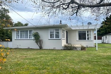 Photo of property in 24 Kent Crescent, Awapuni, Palmerston North, 4412