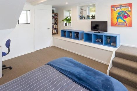 Photo of property in 60 Uxbridge Road, Mellons Bay, Auckland, 2014