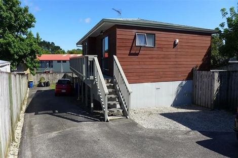 Photo of property in 1/130 Colwill Road, Massey, Auckland, 0614