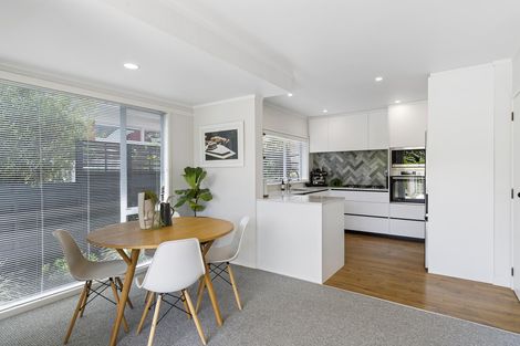 Photo of property in 2/16 Castleton Drive, Howick, Auckland, 2014
