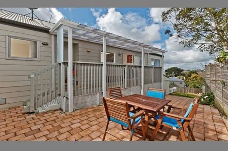 Photo of property in 20 Orton Street, Glenfield, Auckland, 0627
