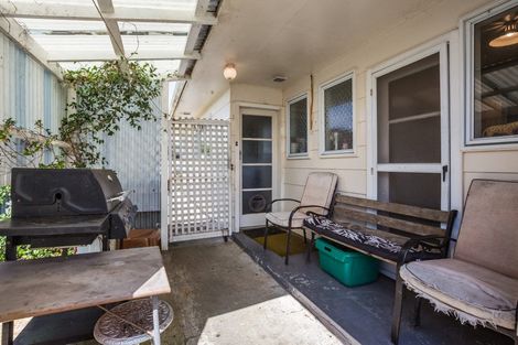 Photo of property in 35 Power Street, Levin, 5510