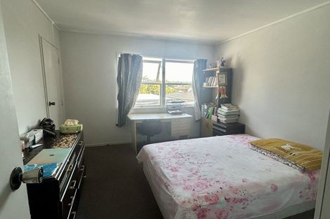 Photo of property in 1/58 Matipo Road, Mairangi Bay, Auckland, 0630