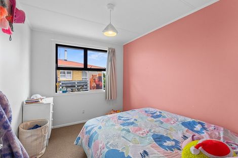 Photo of property in 127 Queen Street West, Levin, 5510