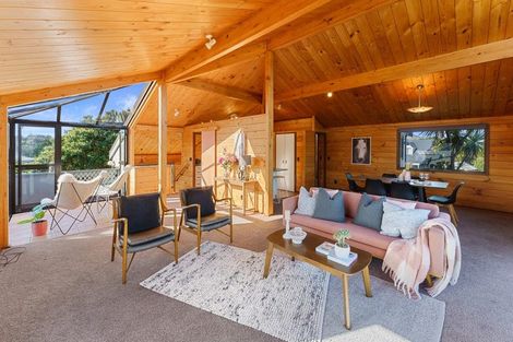 Photo of property in 63 Ngapaki Street, Waikanae Beach, Waikanae, 5036