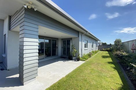 Photo of property in 25a Rosalie Terrace, Kelvin Grove, Palmerston North, 4414