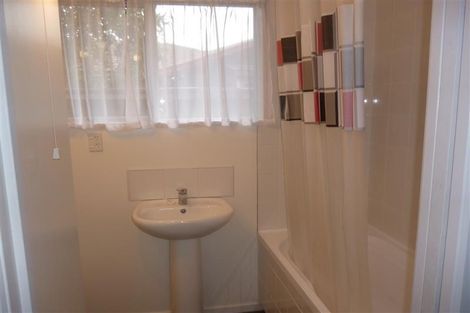 Photo of property in 415a Avonhead Road, Avonhead, Christchurch, 8042