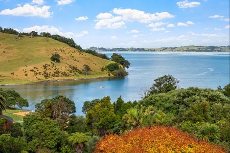 Photo of property in 4 Kookaburra Drive, Tawharanui Peninsula, Warkworth, 0986