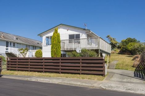 Photo of property in 3 Colorado Grove, Brooklyn, Wellington, 6021