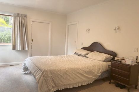 Photo of property in 4 Newcombe Crescent, Karori, Wellington, 6012