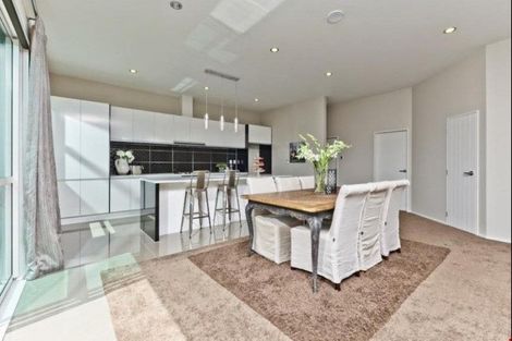 Photo of property in 9 Desmond Road, Silverdale, 0932