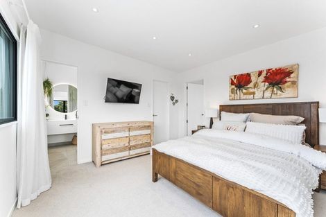 Photo of property in 20 Sunrise Boulevard, Snells Beach, 0920