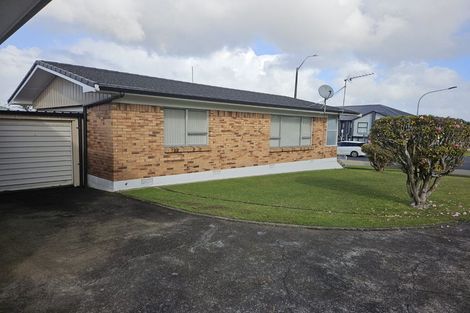 Photo of property in 1/60 Great South Road, Papakura, 2110