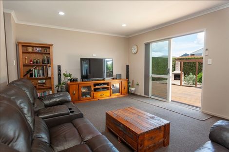 Photo of property in 6 Depot Street, Tirau, 3410