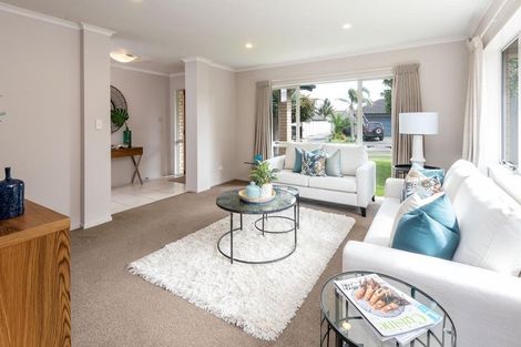Photo of property in 18 Lissleton Drive, East Tamaki, Auckland, 2013