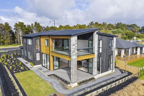 Photo of property in 98 Wainui Road, Silverdale, 0932