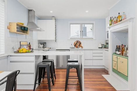 Photo of property in 143 Rimu Street, Maeroa, Hamilton, 3200