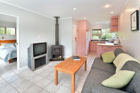 Photo of property in 74 Tarrant Road, Helensville, 0875